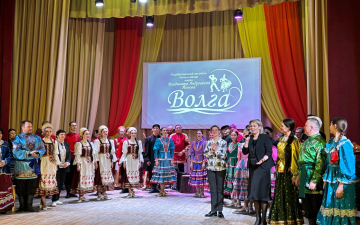 22 марта Государственный ансамбль песни и танца «Волга» имени В.А. Ионова выступил в Майнском Центре культуры с праздничным концертом.
